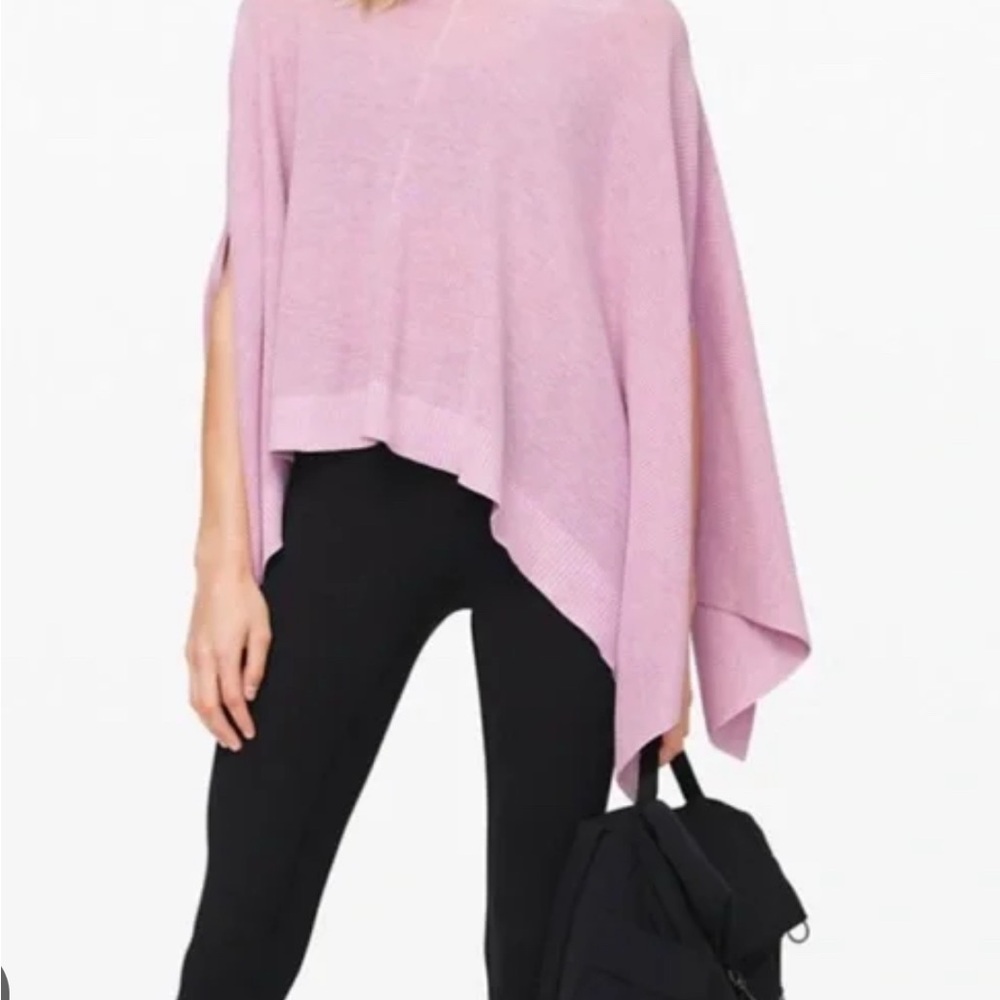 LULULEMON PONCHO LILLAC PURPLE OS